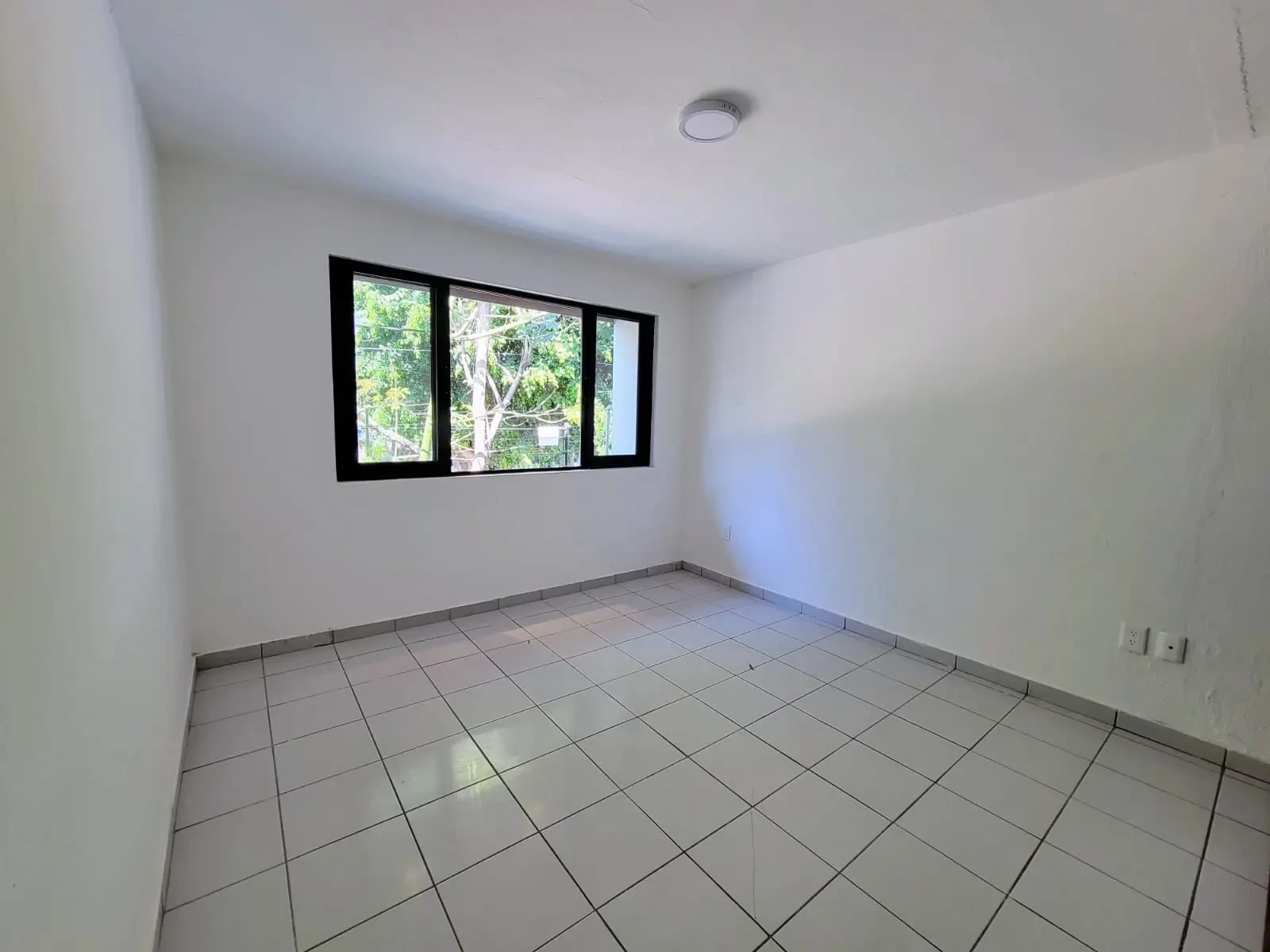 Casa Remodelada Hab/Com